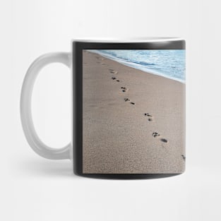 Footprints in the sand Mug